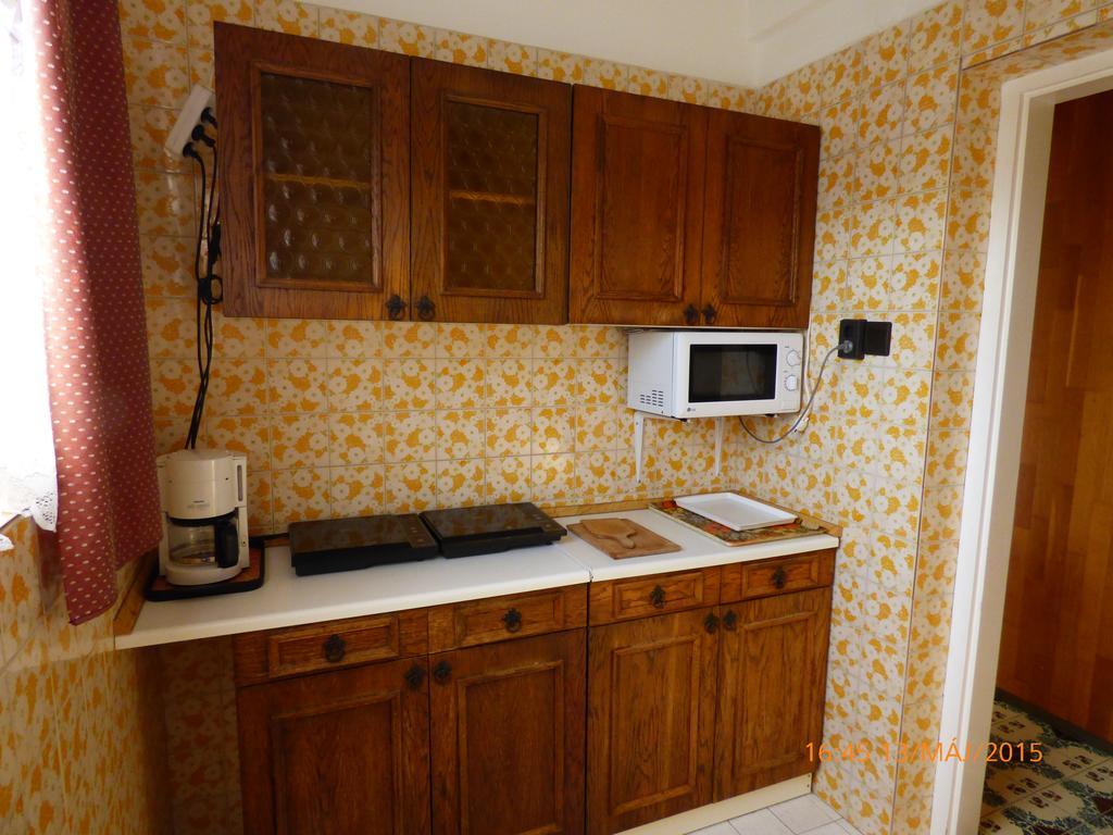 Fábián Apartman-ház Szántód Szoba fotó