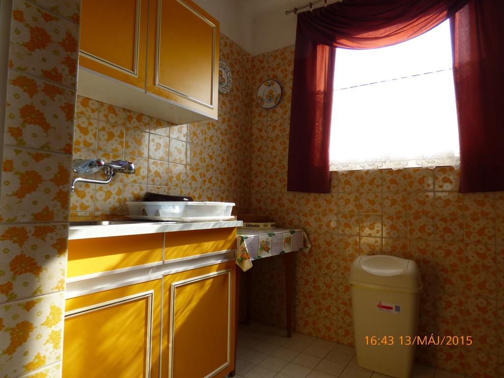 Fábián Apartman-ház Szántód Szoba fotó